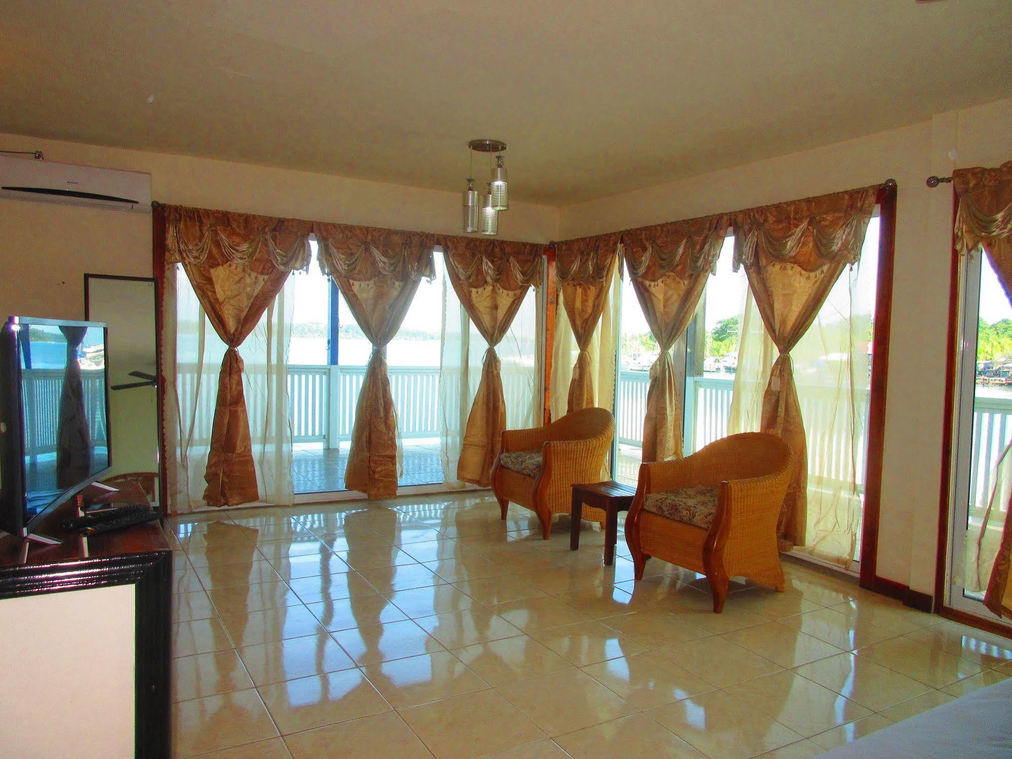 Los Balcones Over The Sea Hotel Bocas del Toro Экстерьер фото