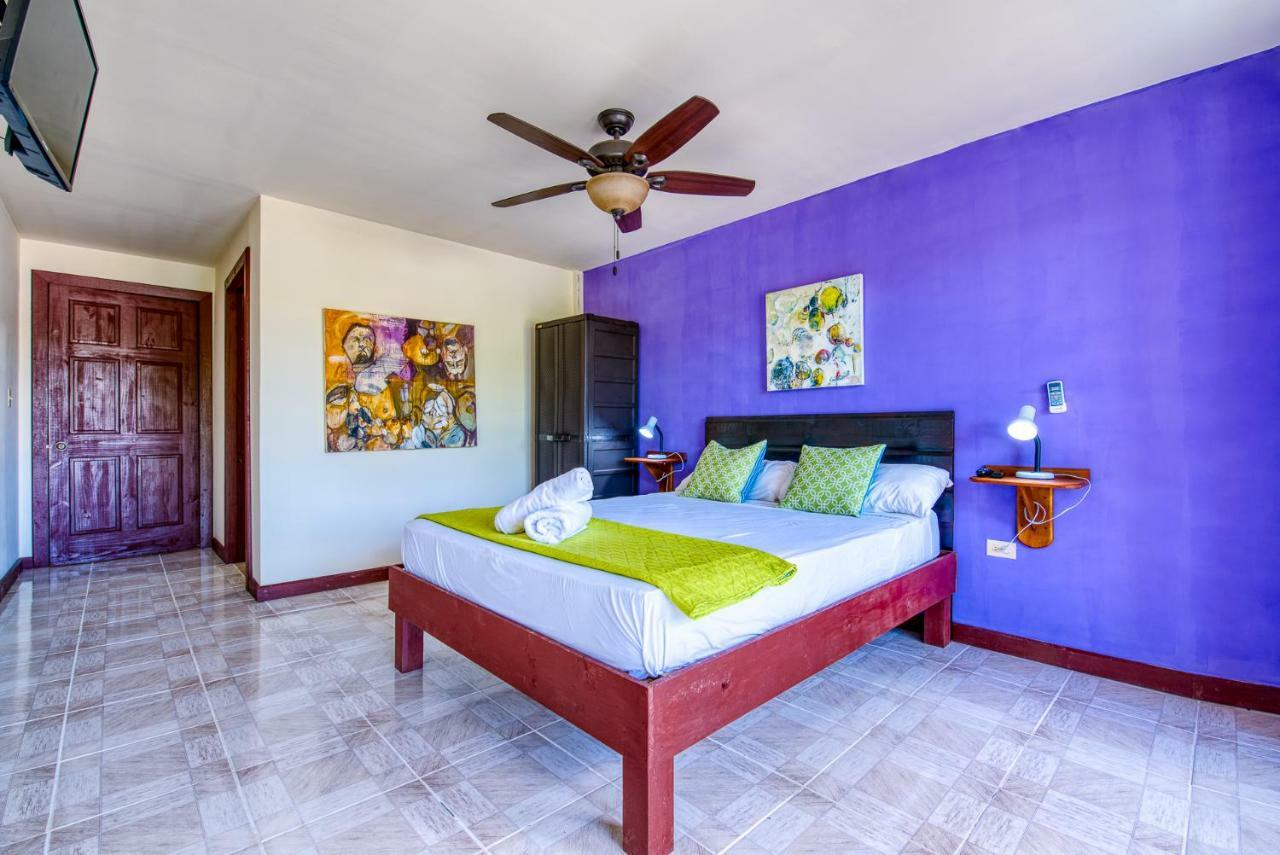 Los Balcones Over The Sea Hotel Bocas del Toro Экстерьер фото